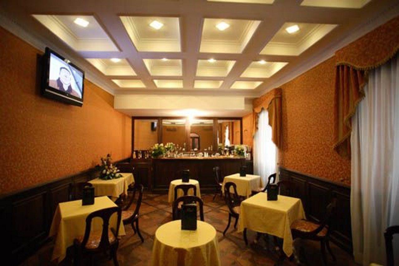 Guiren Dal 1959 Hotel Napoli Restaurant billede